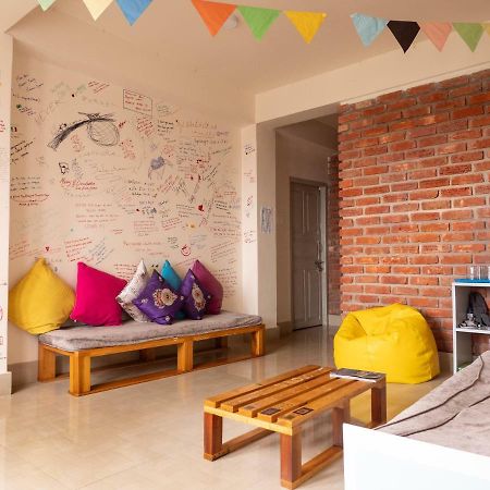 Tag Along Backpackers Vandrehjem Gangtok Eksteriør billede