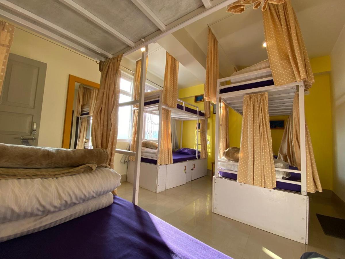 Tag Along Backpackers Vandrehjem Gangtok Eksteriør billede
