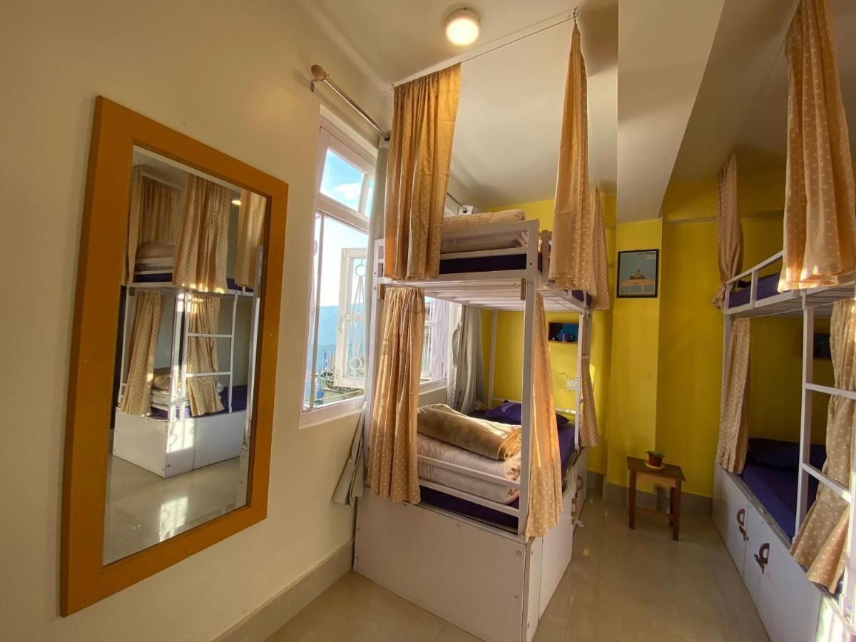 Tag Along Backpackers Vandrehjem Gangtok Eksteriør billede